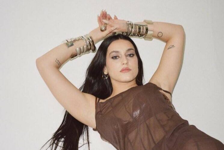 Gaia in concerto a La Spezia: ritmo e poesia sul palco di Piazza Europa