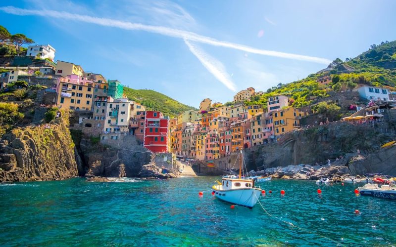 How to get from La Spezia to the Cinque Terre